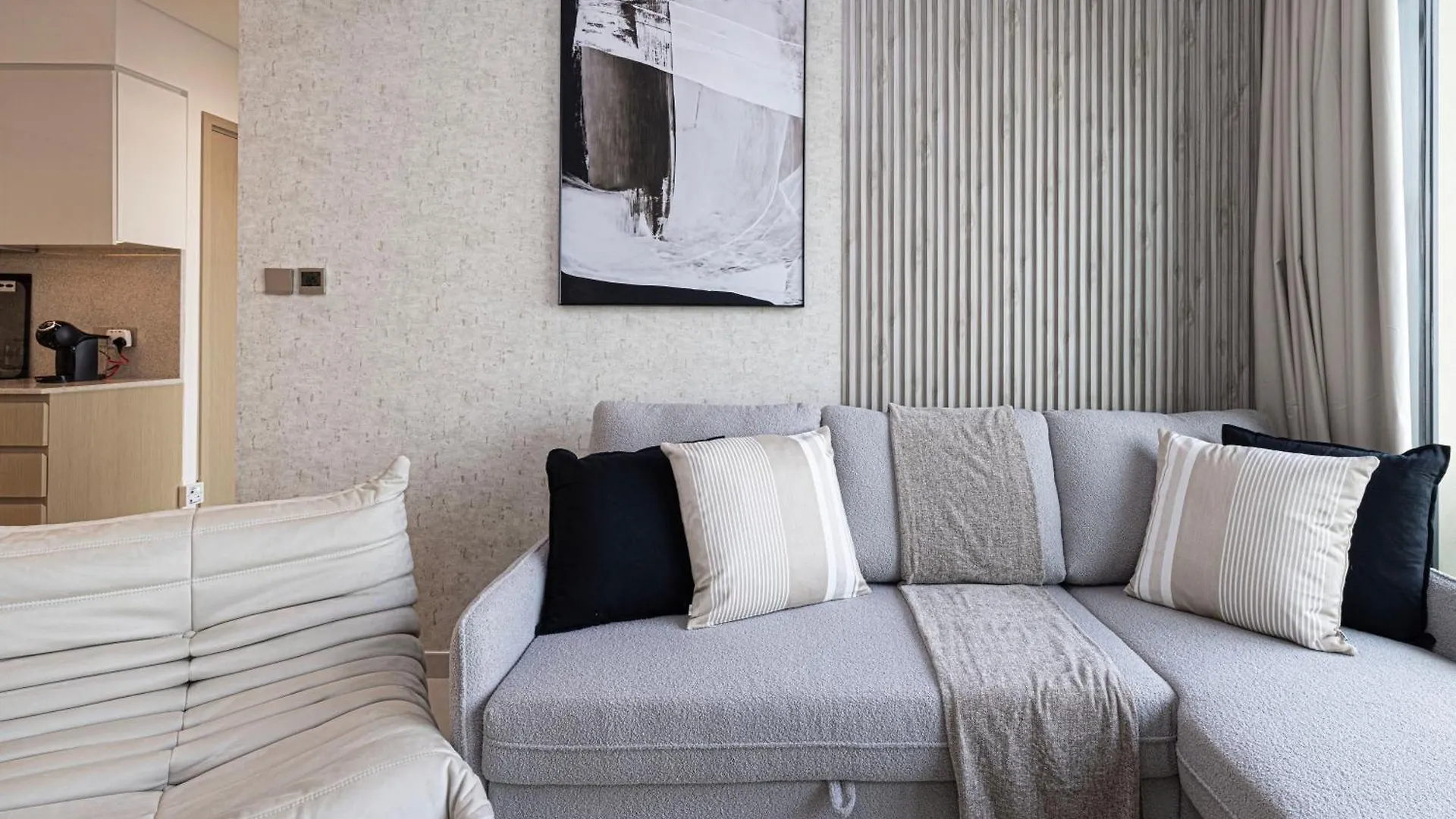 Smartstay At Burj Royale - Full Burj Khalifa View - Brand New Luxury Apartments Dubai 0*,