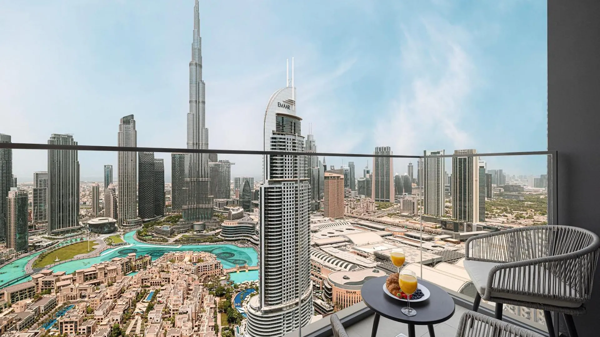 Smartstay At Burj Royale - Full Burj Khalifa View - Brand New Luxury Apartments Dubai