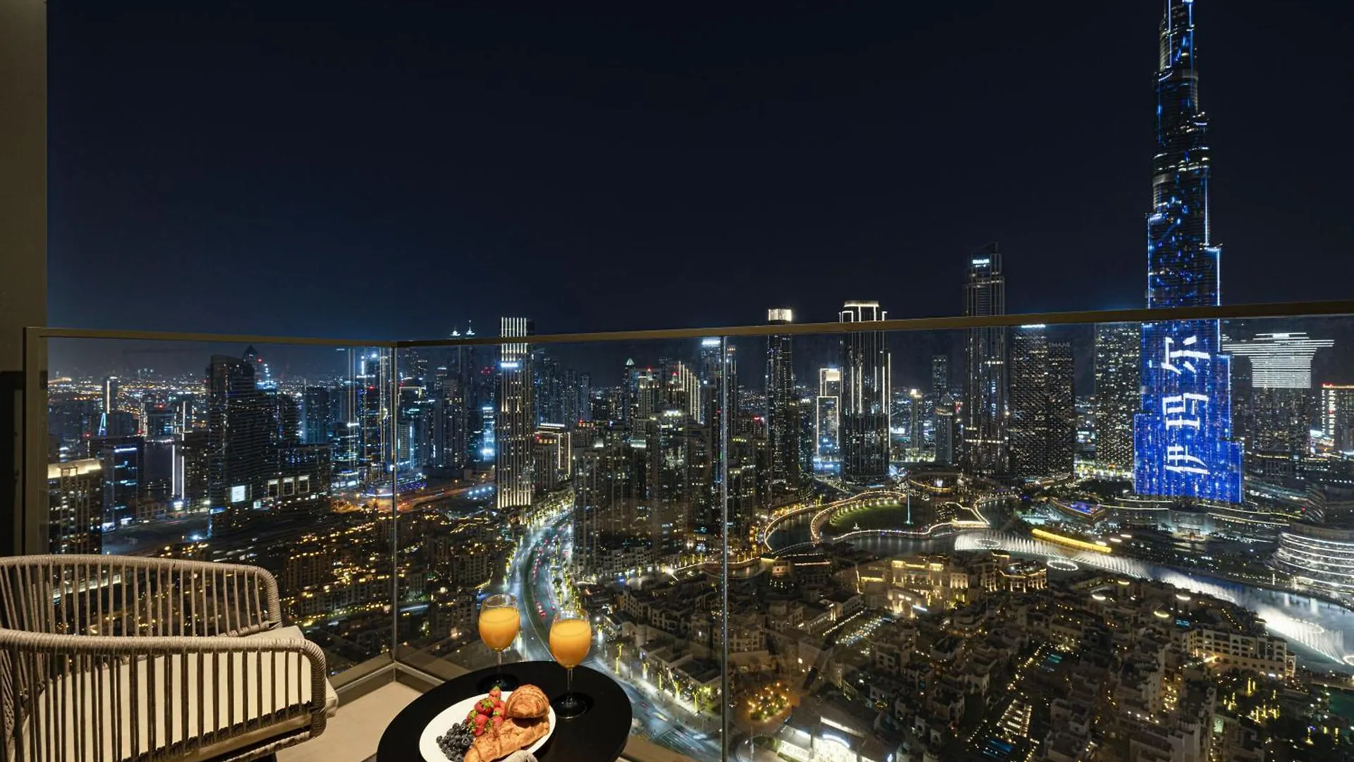 Smartstay At Burj Royale - Full Burj Khalifa View - Brand New Luxury Apartments Dubai